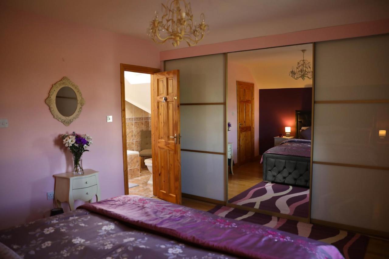 Seascape On The Edge Of Town: 4 Beds All Ensuite. Belmullet Exteriör bild